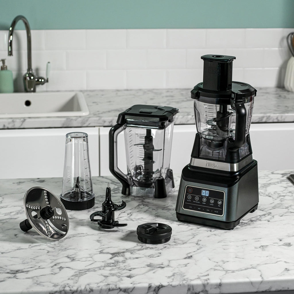 Ninja 3-in-1 Food Processor & Blender with 5 Automatic Programs: Blend, Max Blend, Chop, Mix, Puree, 1.8L Bowl, 2.1L Jug, 700ml Cup, 1200W, Dishwasher Safe Parts, Auto-iQ, Black BN800UK